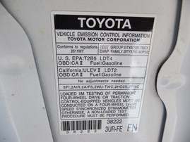 2011 TOYOTA TUNDRA SR5 WHITE CREWMAX 5.7L AT 2WD Z18188
